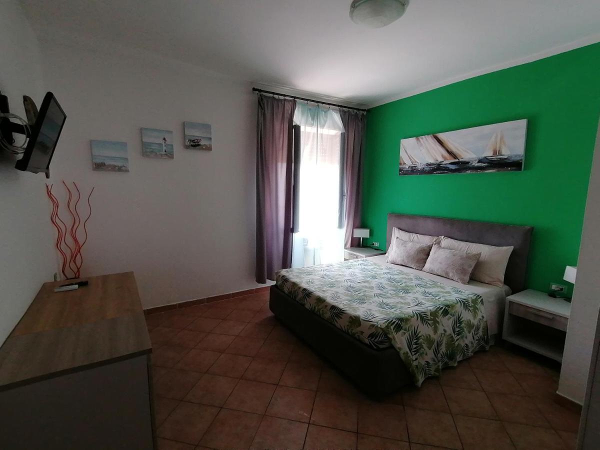B&B Il Corallo La Maddalena  Eksteriør bilde