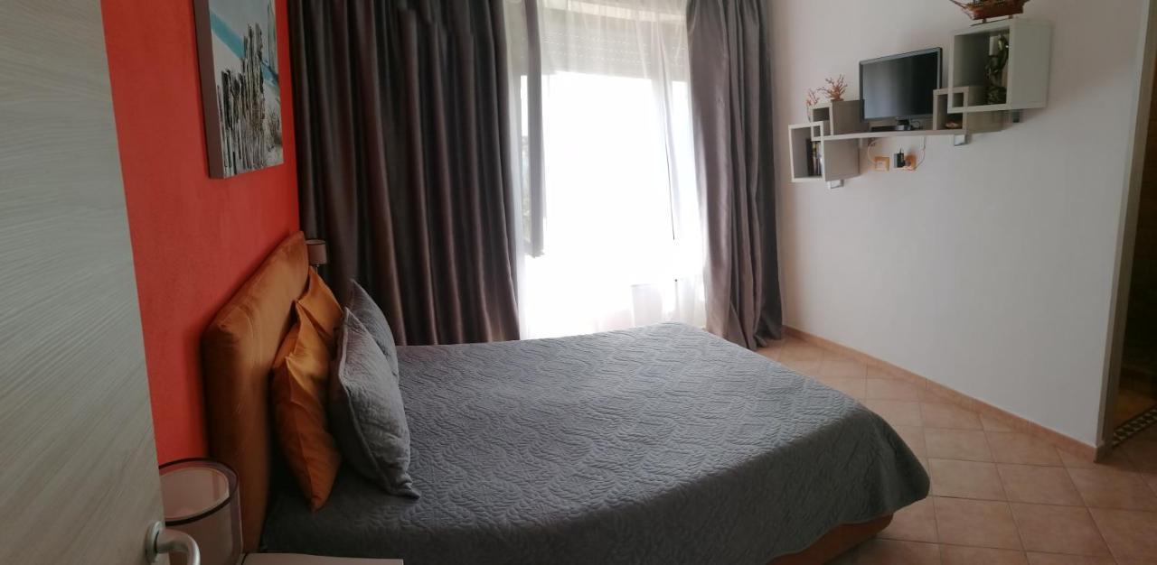 B&B Il Corallo La Maddalena  Eksteriør bilde